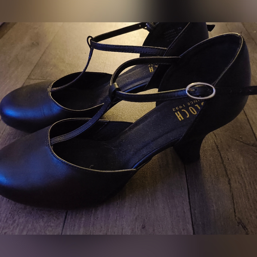 Ladies Split Flex Leather Character Shoes